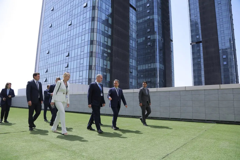 Делегация ХМАО посетила IT Park Uzbekistan для укрепления цифрового сотрудничества