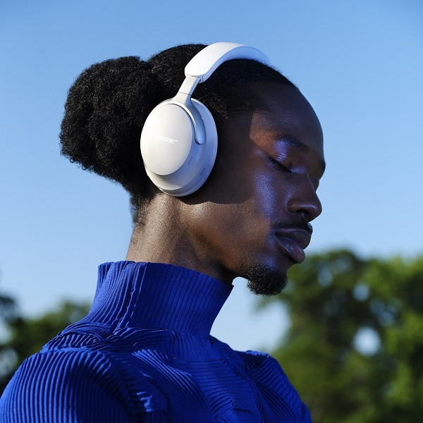 Bose представила наушники c пространственным звуком