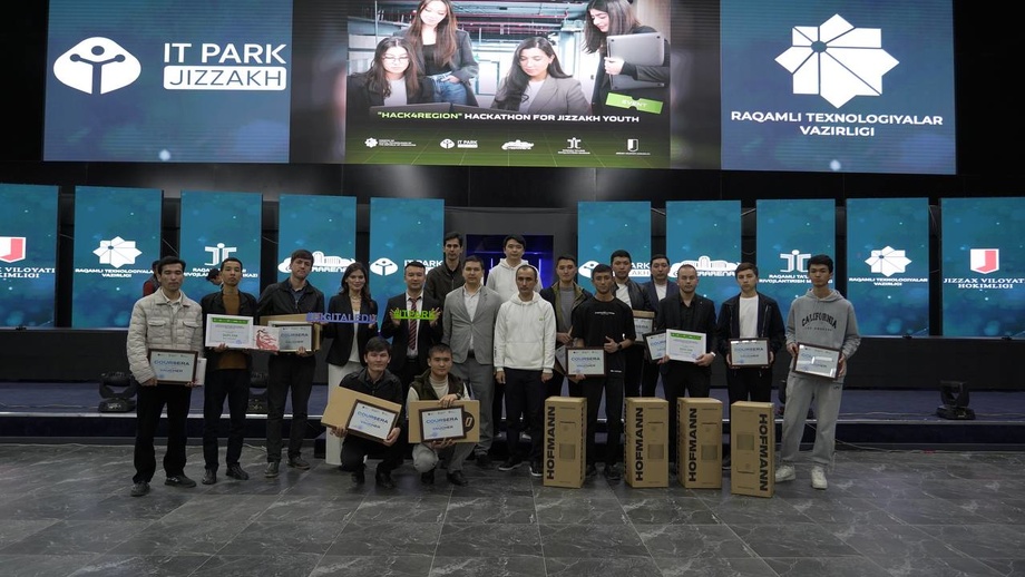 Жиззахда “HACK4REGION” танлови бўлиб ўтди
