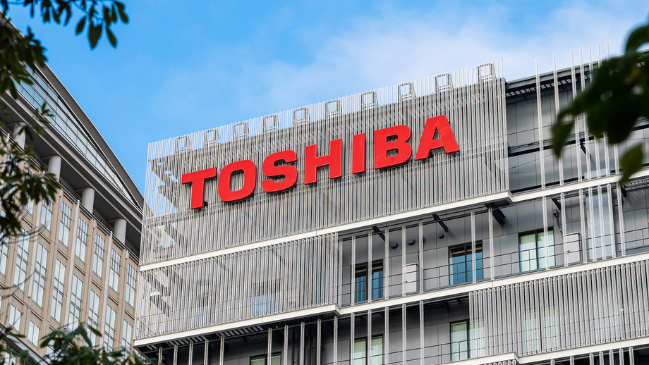 “Toshiba” компанияси сотувга қўйилди