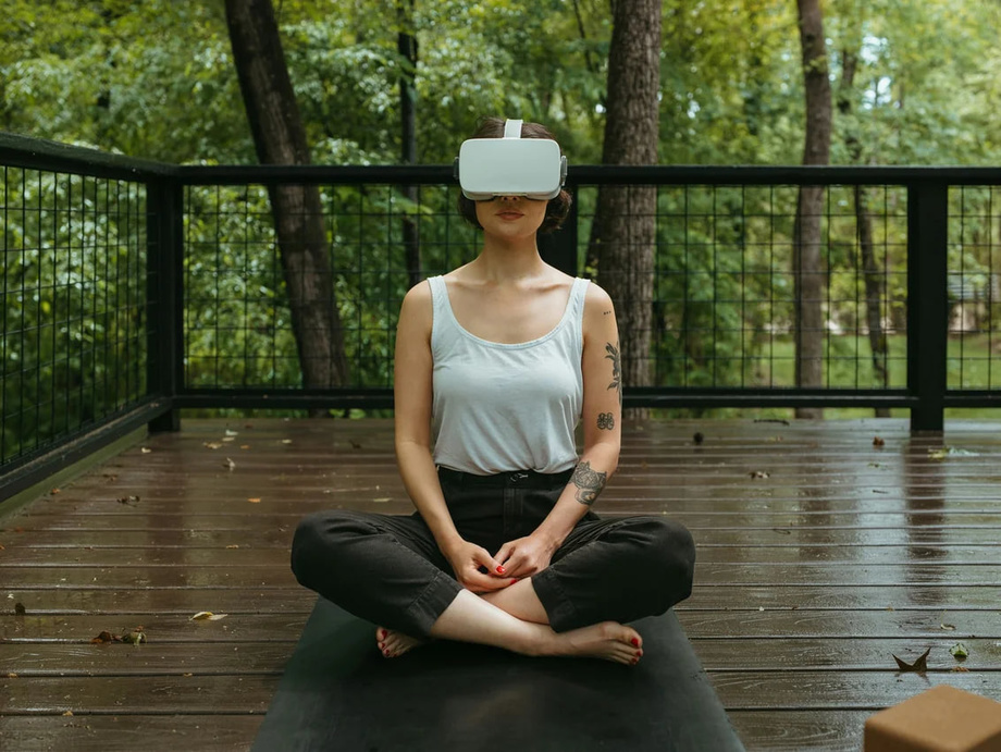 Виртуальная реальность против боли: как лес и водопады в VR помогают справиться с хроническими болями