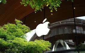 Капитализация Apple впервые в истории превысила $3,5 трлн