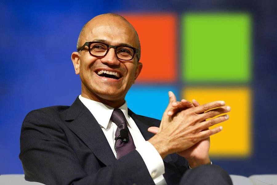 Microsoft bosh direktori internet foydalanuvchilarini hayratga soldi   