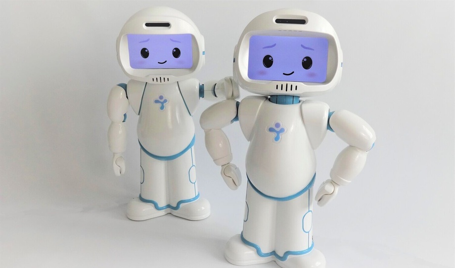 Robot o‘rganishda nuqsoni bo‘lgan bolalarga yordam berdi