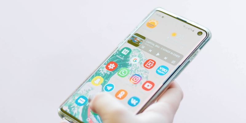 Қандай маълумотларни смартфонда сақлаш хавфли?